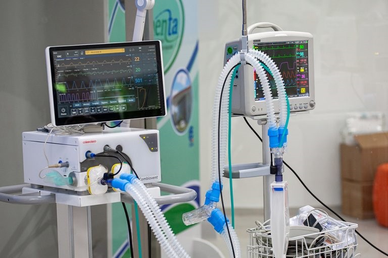 Ventilador pulmonar Combiomed. Foto: Ideas Multimedias