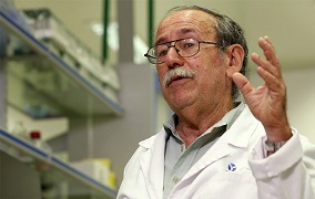 Dr C. Agustín Lage Dávila