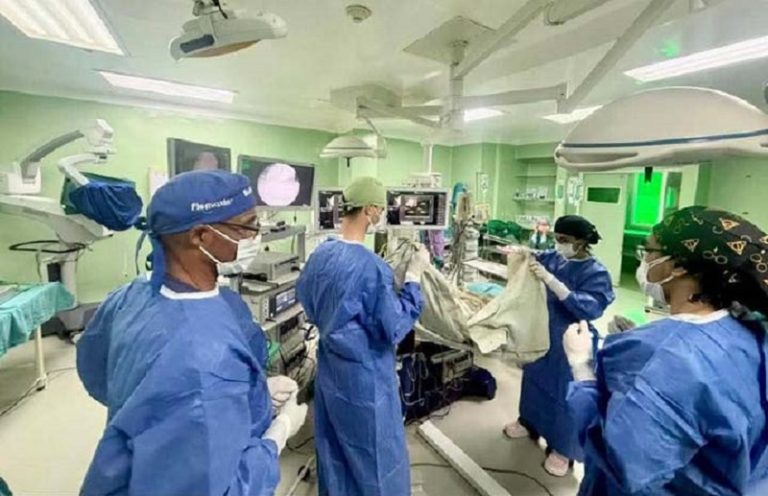 A veces la medicina parece un sueño. No por ingenuidad, sino por asombro.